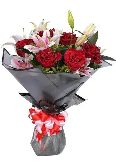 Roselily Bouquet | Fresh Flower Bouquets Dubai – GreetFleets UAE